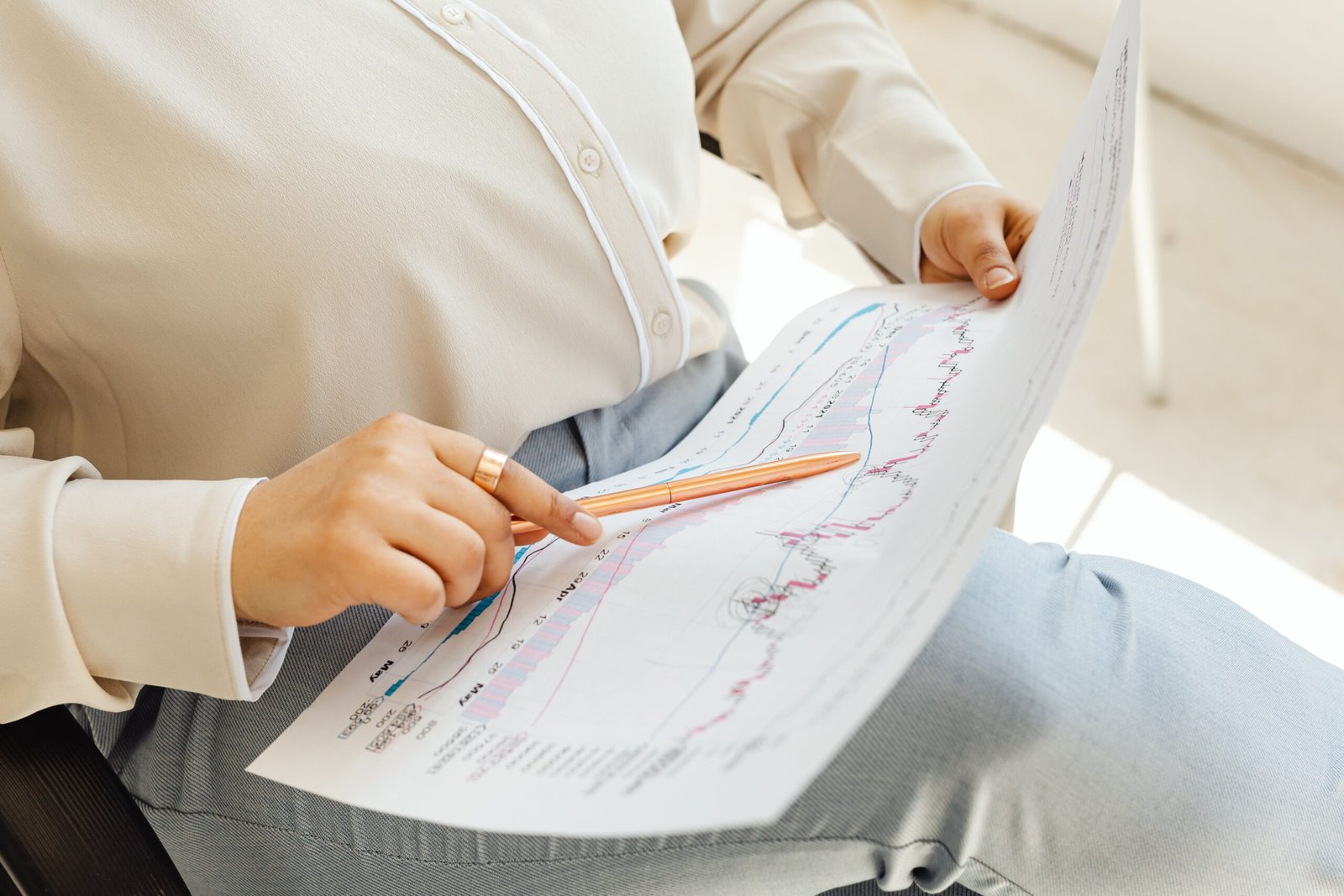 Fractional CFO Jobs and Portfolio CFO Jobs in the UK: The Complete Career Guide